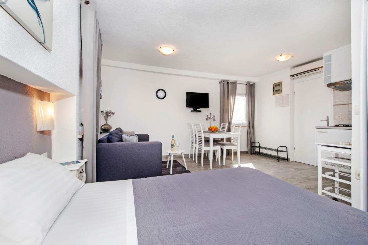 Studio Apartment Sunce โรวีน ภายนอก รูปภาพ